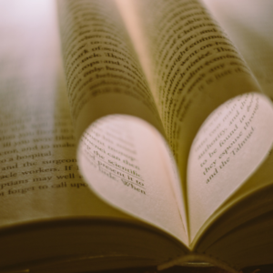 Könyvek & tudásanyagok